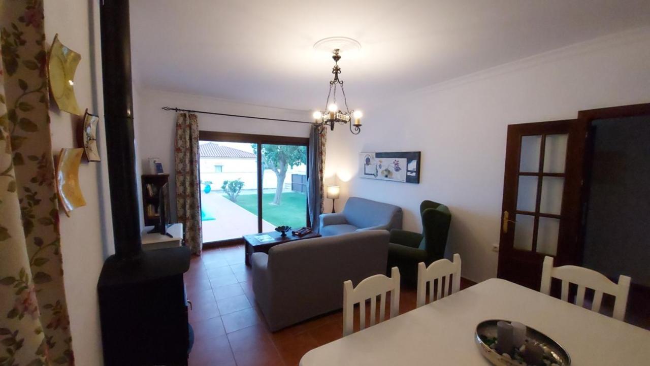 קוניל דה לה פרונטרה Chalet Las Adelfas Chaparrillo מראה חיצוני תמונה